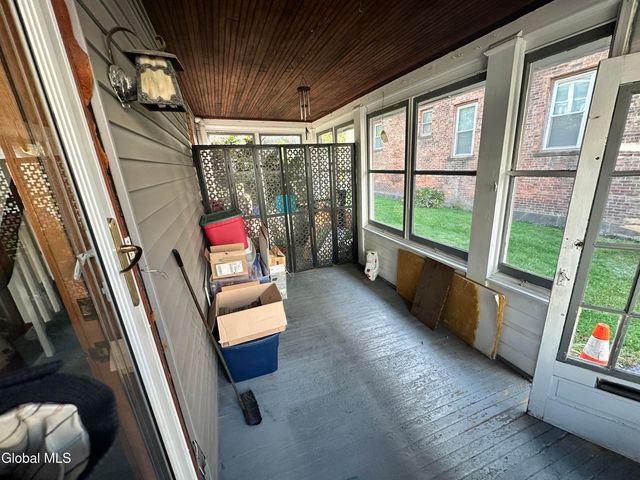 456 2nd Street, Troy, NY 12180