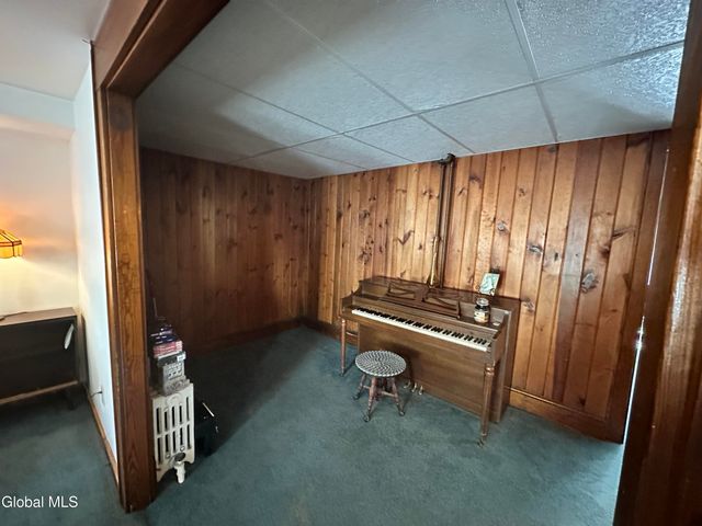 456 2nd Street, Troy, NY 12180