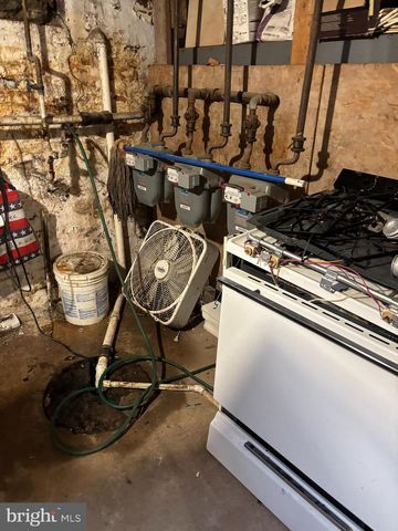 645 N PACA ST, Baltimore, MD 21201