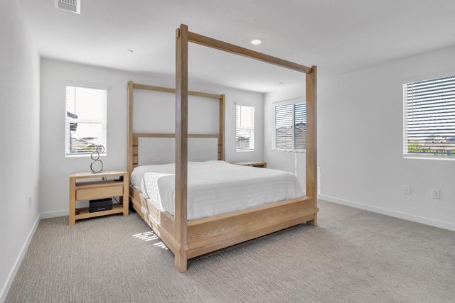 1574 Exeter Ct, Plumas Lake, CA 95961