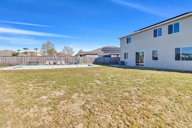 1574 Exeter Ct, Plumas Lake, CA 95961