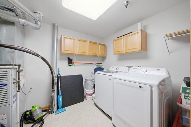 11535 Settlers Pond Way 8-1B, Orland Park, IL 60467