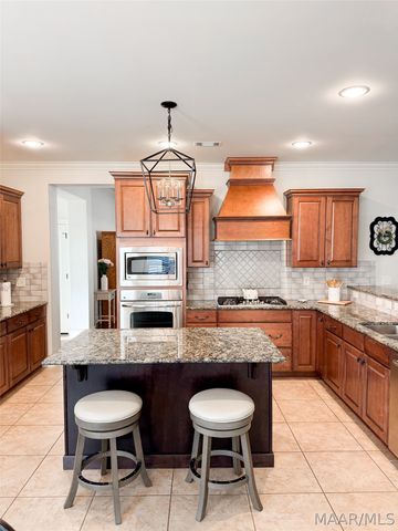 9155 Thetford Way, Montgomery, AL 36117