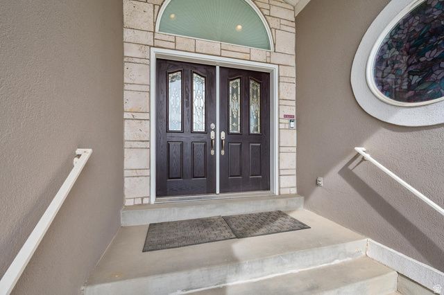 708 N EAGLERIDGE DR, Bountiful, UT 84010
