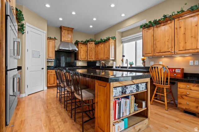 708 N EAGLERIDGE DR, Bountiful, UT 84010
