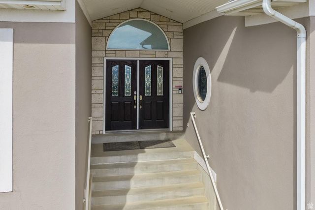 708 N EAGLERIDGE DR, Bountiful, UT 84010