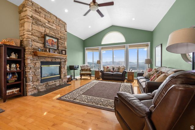 708 N EAGLERIDGE DR, Bountiful, UT 84010