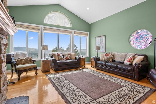 708 N EAGLERIDGE DR, Bountiful, UT 84010