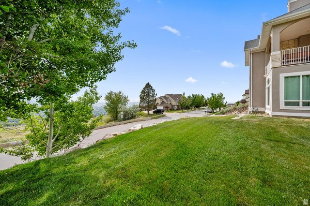 708 N EAGLERIDGE DR, Bountiful, UT 84010
