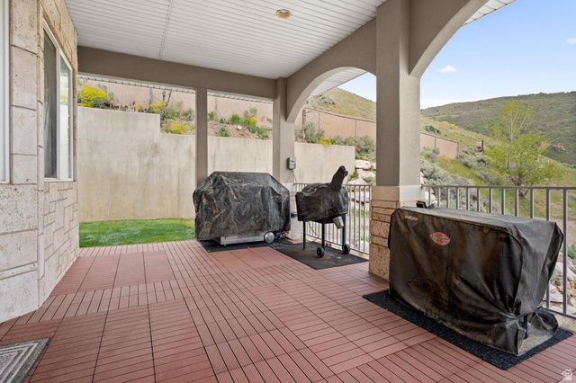 708 N EAGLERIDGE DR, Bountiful, UT 84010
