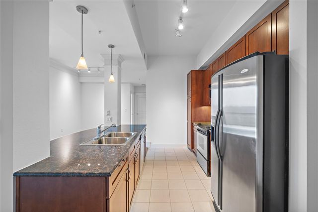 3333 Allen Parkway 505, Houston, TX 77019