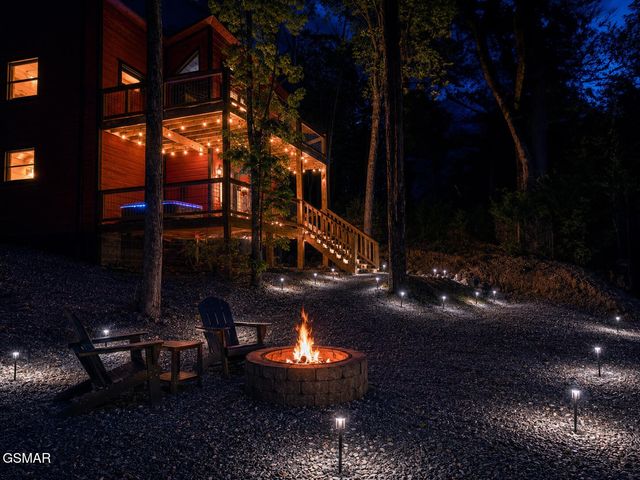 2672 Sulpher Springs Road, Sevierville, TN 37862