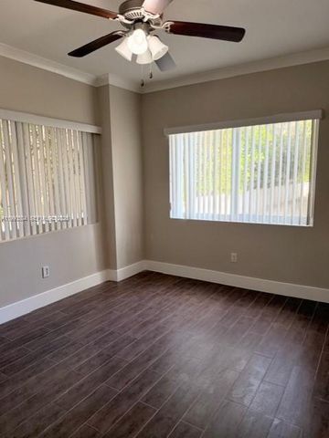 222 Sidonia Ave 4, Coral Gables, FL 33134