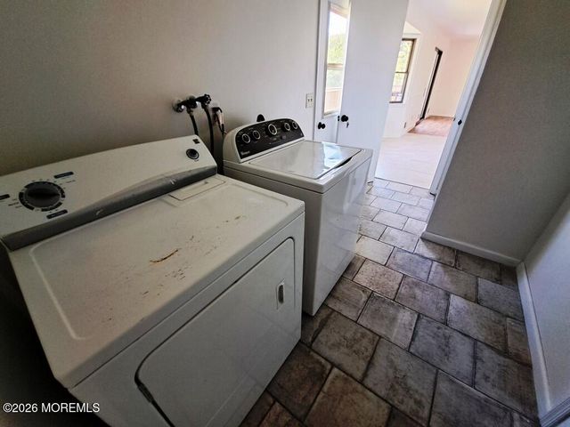 1125 Seaman Avenue, Beachwood, NJ 08722