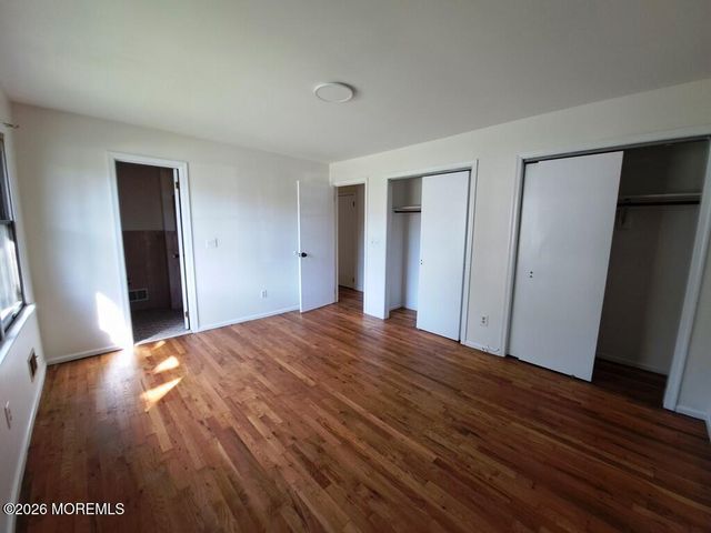 1125 Seaman Avenue, Beachwood, NJ 08722