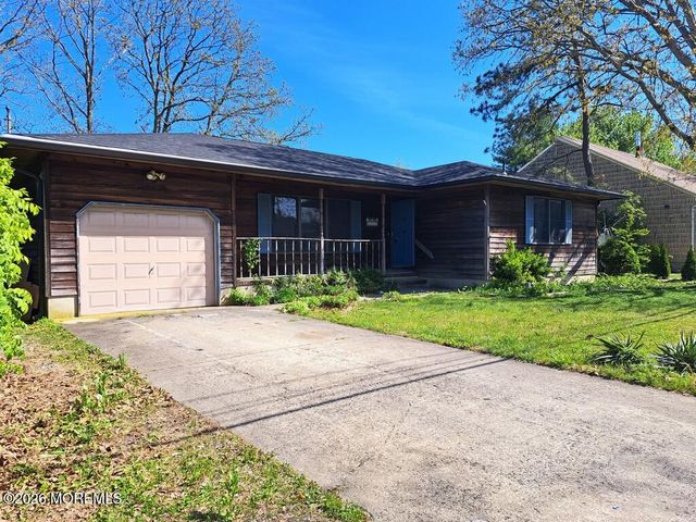 1125 Seaman Avenue, Beachwood, NJ 08722