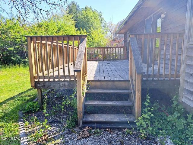 1125 Seaman Avenue, Beachwood, NJ 08722