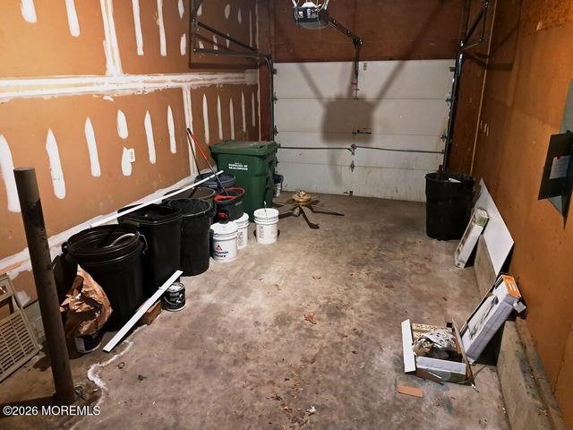 1125 Seaman Avenue, Beachwood, NJ 08722