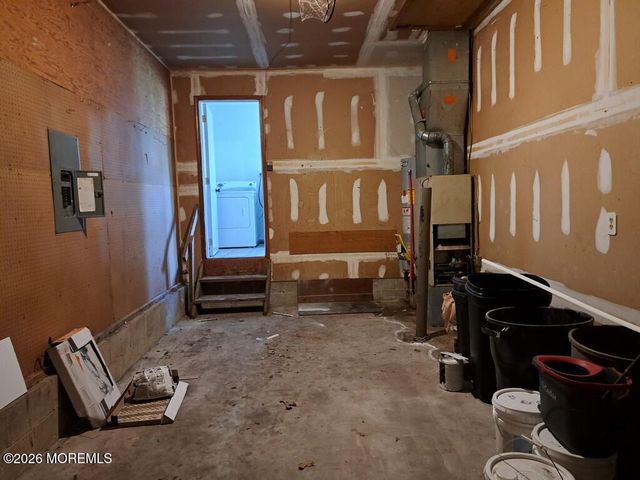 1125 Seaman Avenue, Beachwood, NJ 08722