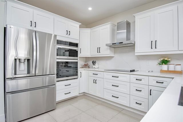 819 NW 42 Place 819, Deerfield Beach, FL 33064