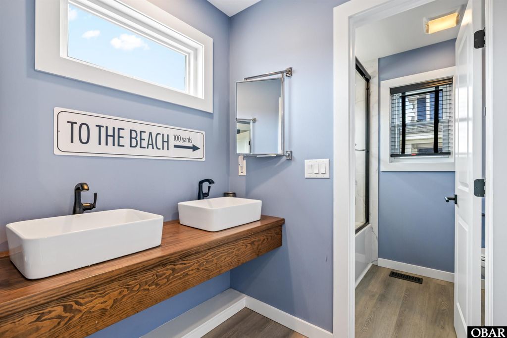 Image 30 of property listing at 4321 Lindbergh Avenue, Kitty Hawk, NC 27949