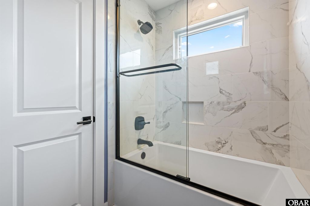 Image 31 of property listing at 4321 Lindbergh Avenue, Kitty Hawk, NC 27949