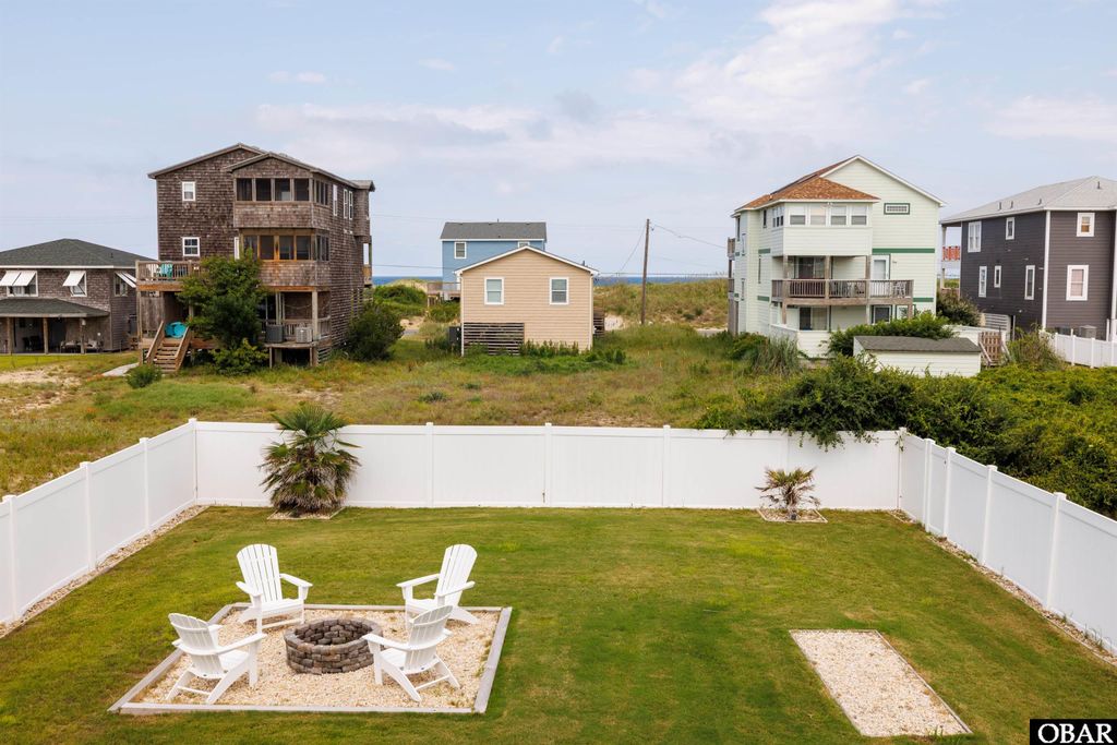 Image 35 of property listing at 4321 Lindbergh Avenue, Kitty Hawk, NC 27949