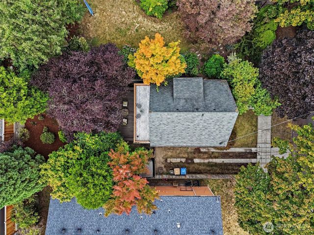 949 25th Avenue S, Seattle, WA 98144