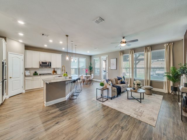 2612 Wayne Avenue, Aubrey, TX 76227