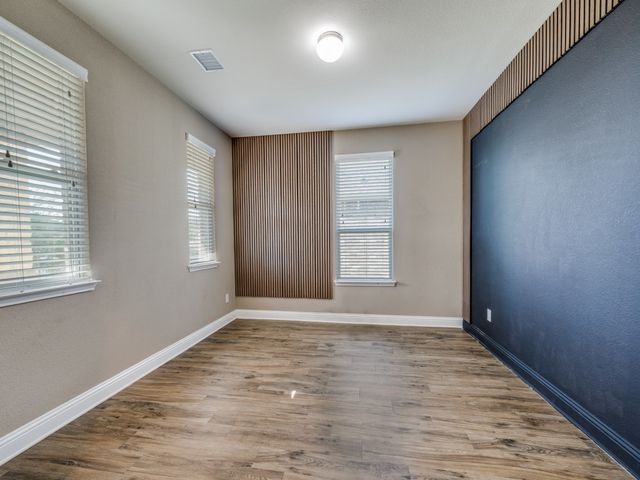 2612 Wayne Avenue, Aubrey, TX 76227