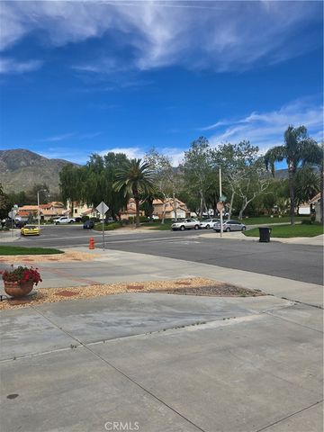 7838 Lavender Court, Highland, CA 92346