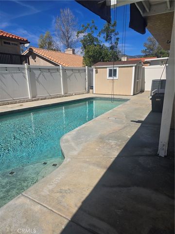 7838 Lavender Court, Highland, CA 92346