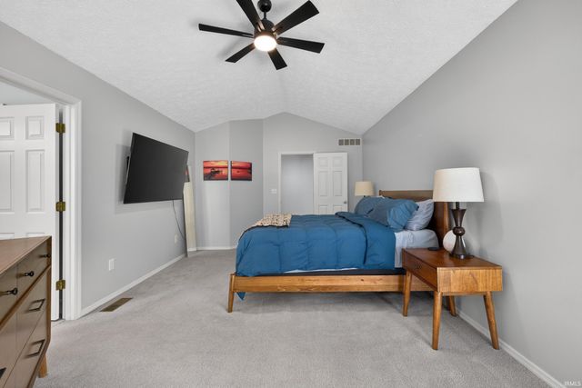 5118 N Echo Bend, Bloomington, IN 47404