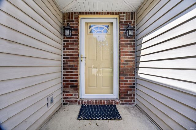 5118 N Echo Bend, Bloomington, IN 47404