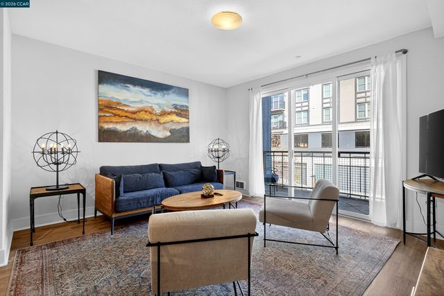 1517 Brunswig Ln, Emeryville, CA 94608