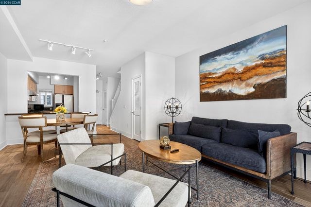 1517 Brunswig Ln, Emeryville, CA 94608