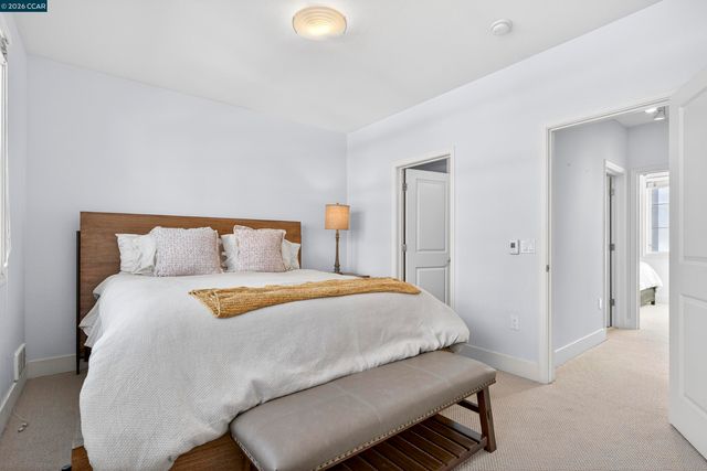 1517 Brunswig Ln, Emeryville, CA 94608