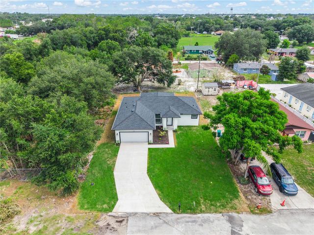 222 FLORIDA AVENUE, Dundee, FL 33838