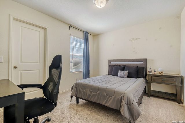 5247 Hickory Pl, San Antonio, TX 78222