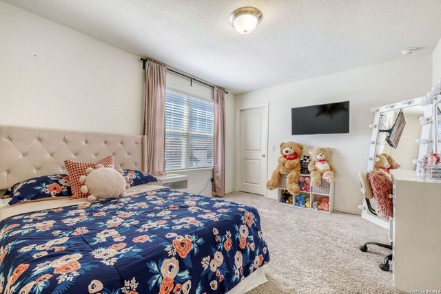 5247 Hickory Pl, San Antonio, TX 78222