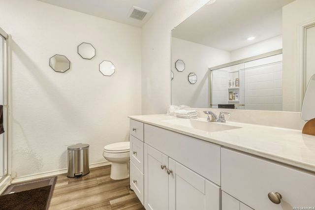 5247 Hickory Pl, San Antonio, TX 78222