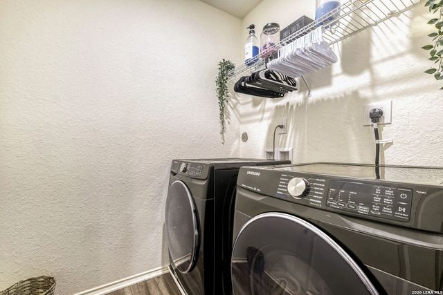 5247 Hickory Pl, San Antonio, TX 78222