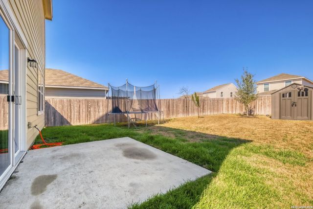 5247 Hickory Pl, San Antonio, TX 78222