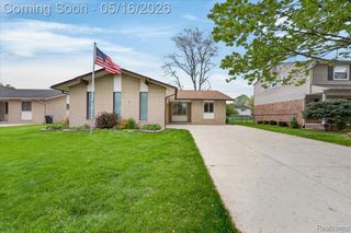 24435 Heritage Drive, Trenton, MI 48183