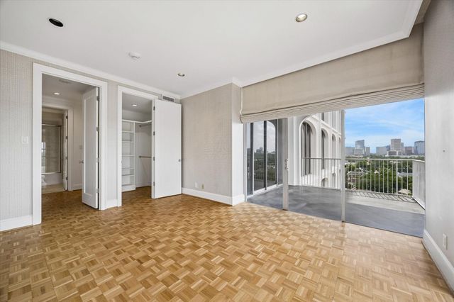 3711 San Felipe Street 10C, Houston, TX 77027