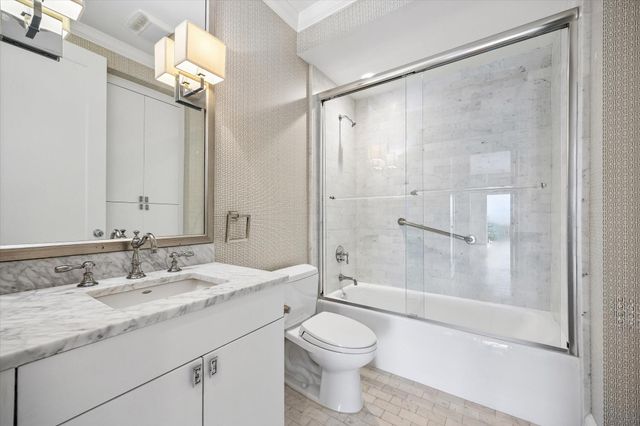 3711 San Felipe Street 10C, Houston, TX 77027