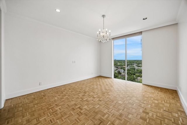3711 San Felipe Street 10C, Houston, TX 77027