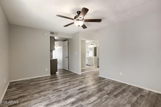 5409 W DESERT HILLS Drive, Glendale, AZ 85304