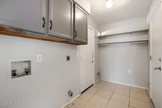 5409 W DESERT HILLS Drive, Glendale, AZ 85304