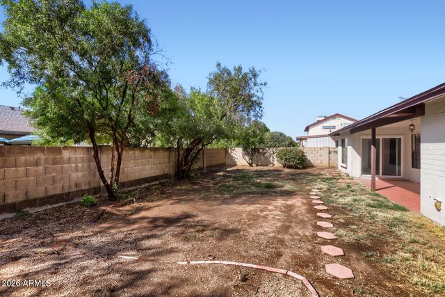 5409 W DESERT HILLS Drive, Glendale, AZ 85304